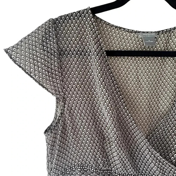 ANN TAYLOR NWOT SHEER CAP SLEEVE FAUX WRAP TOP | SIZE: 14 - Picture 4 of 7